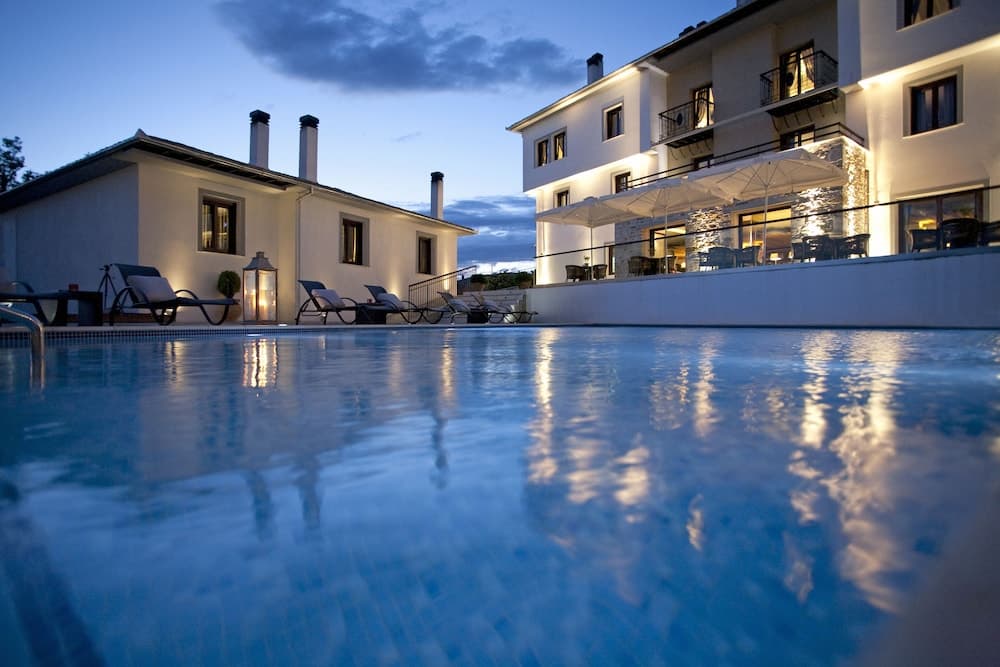 Despotiko Hotel