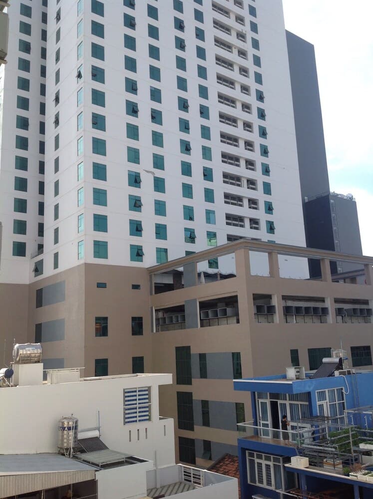 Queen Pearl Hostel