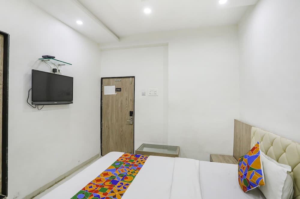 Fabhotel Angeethi
