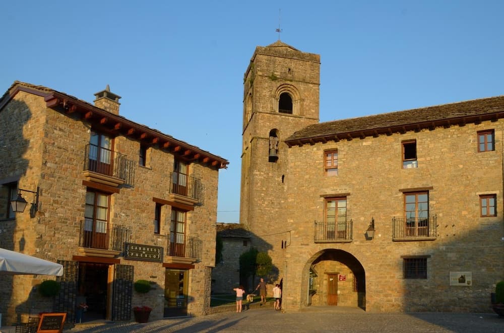 Los Arcos