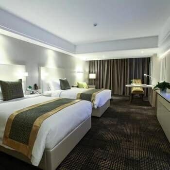 Maple Leaf Hotel