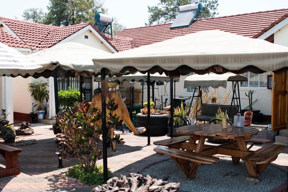 Mpofu Guest House