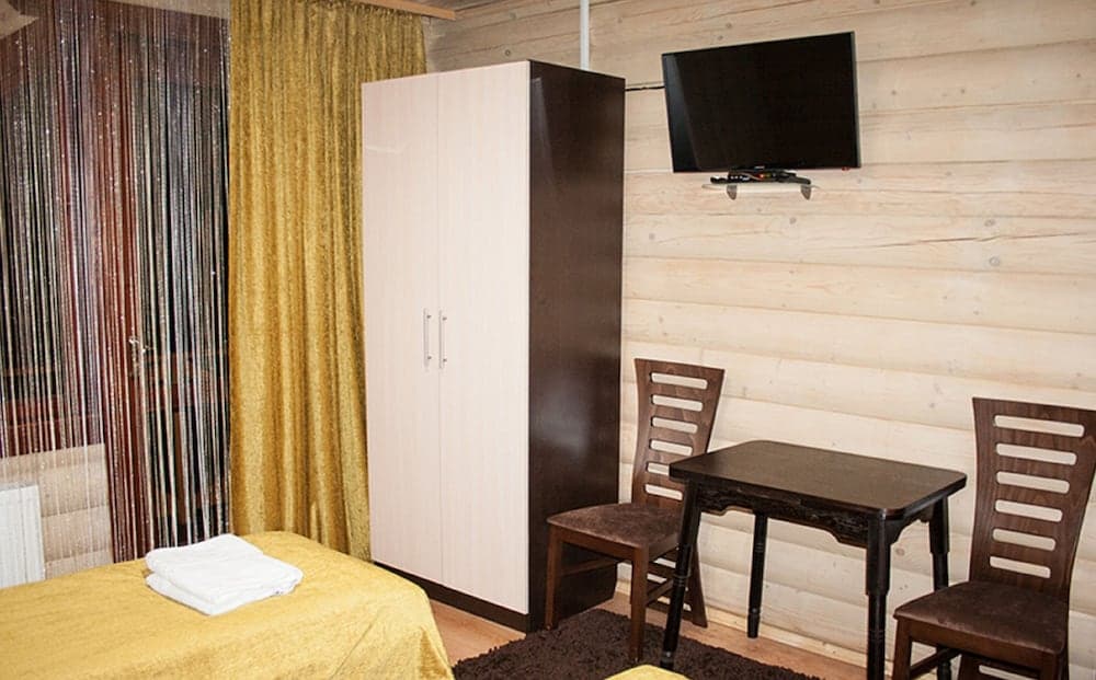 Charda Hotel