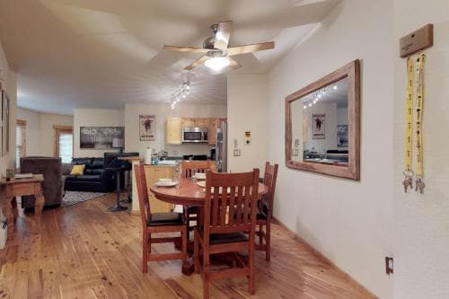 Tenderfoot Lodge 2636 by SummitCove Lodging