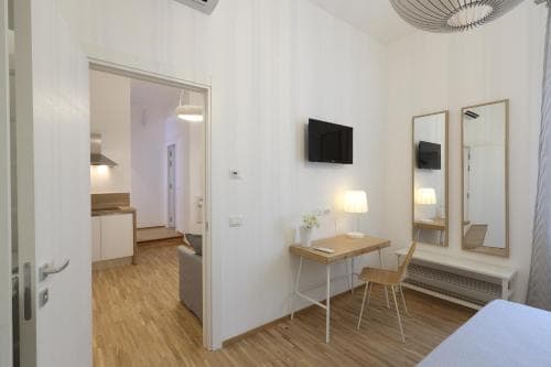 B&B In White