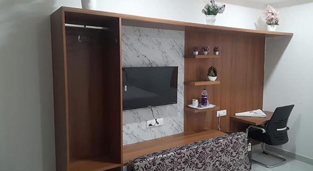 Fabhotel Athidhi