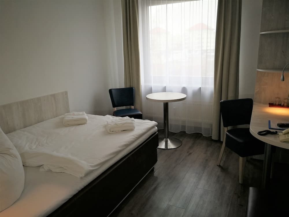 Hotel NearBy