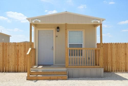 7 Oaks Lodging