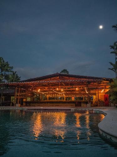 Arenal Backpackers Resort