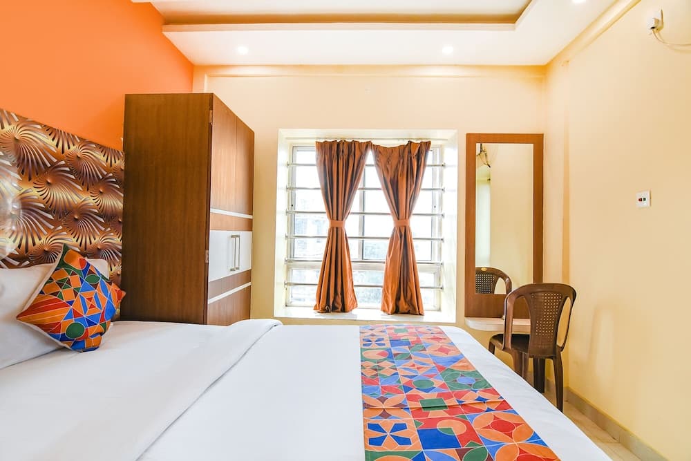 FabHotel Angel