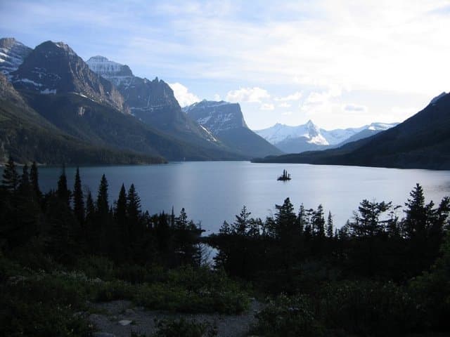 Glacier Gateway Inn