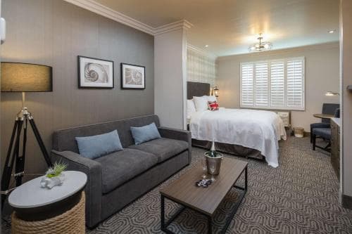 Aristocrat Hotel, BW Signature Collection