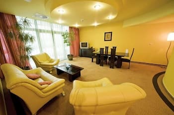 Green Hotel