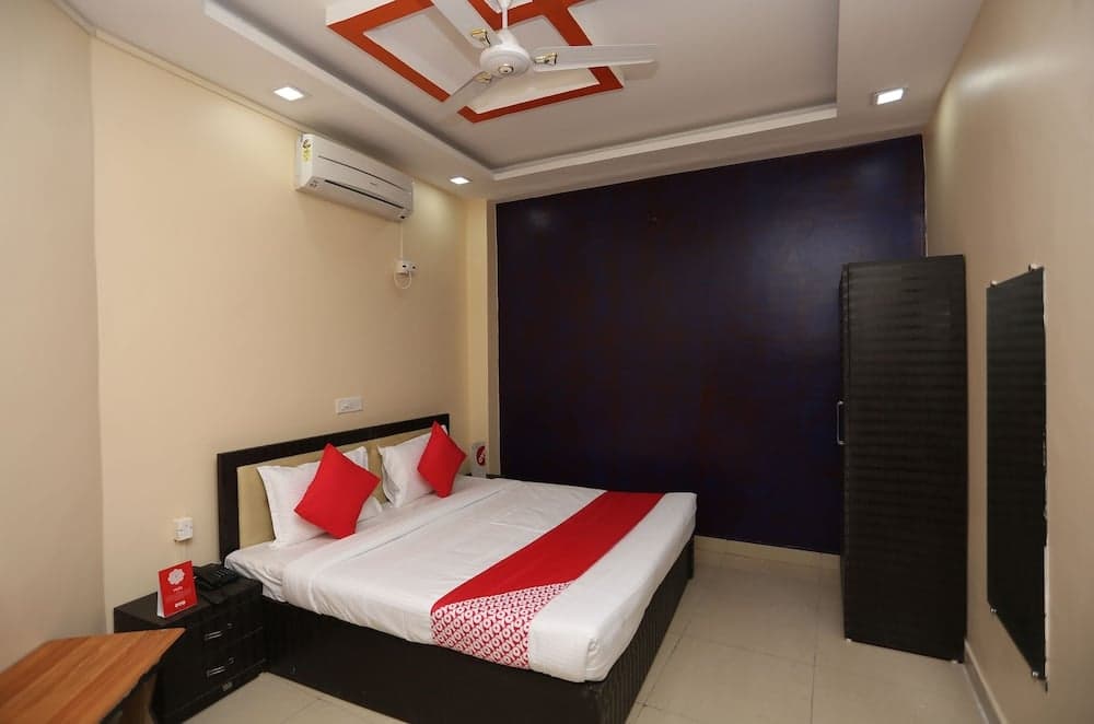 Oyo 22665 Hotel Dev Shree