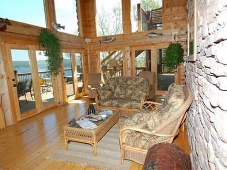 White River Lodge Bed and Breakfast