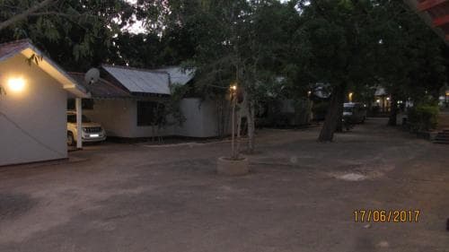 Dilan Rest Kataragama