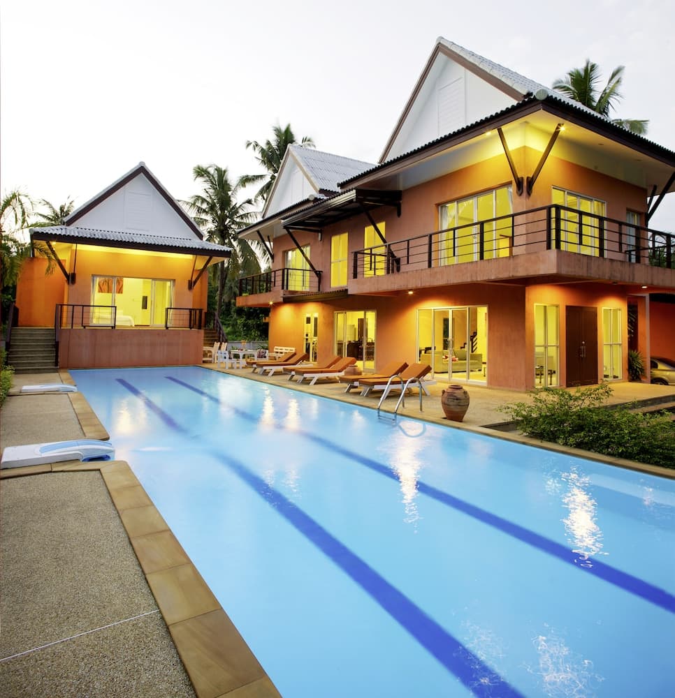 Breda Beach Villa