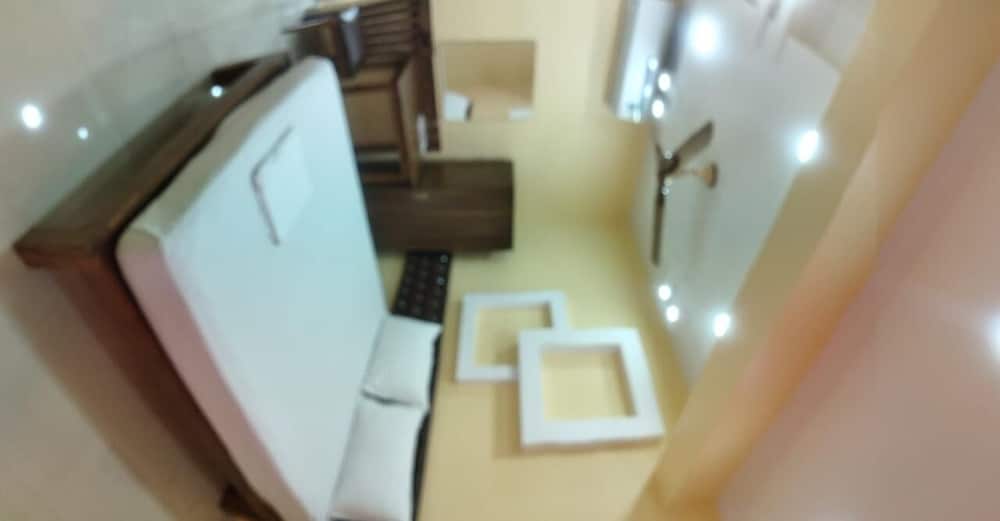 Hotel Shrinivas Residency