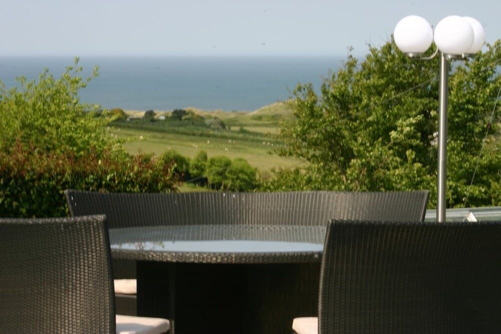 Surf View Guest House