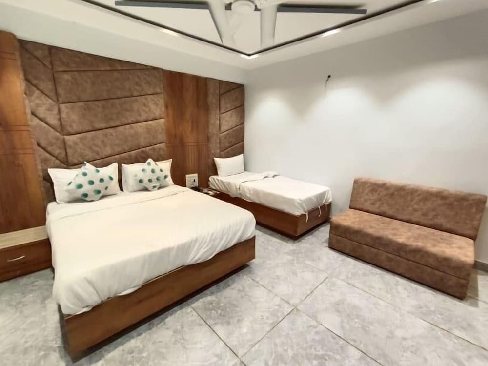 Hotel Planet Villa