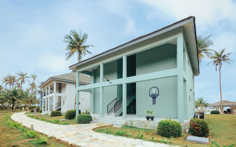 Elmina Bay Resort