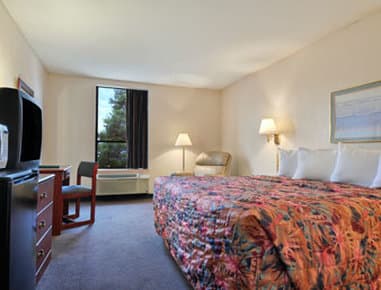Rodeway Inn Lawrence