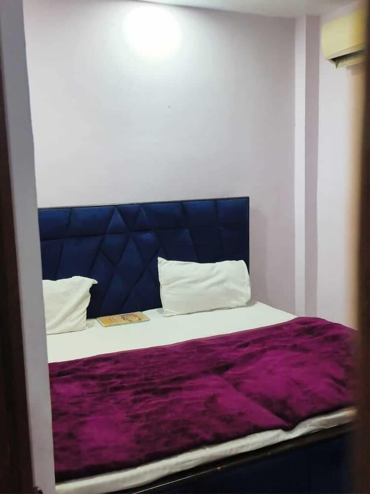 SHUKLA HOTEL