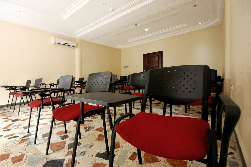 Planet One Hotel Wellness