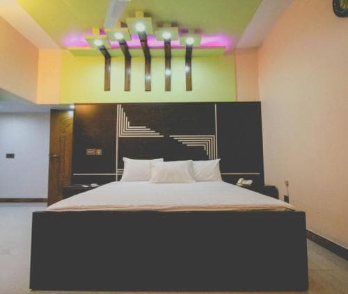 Regalia Inn