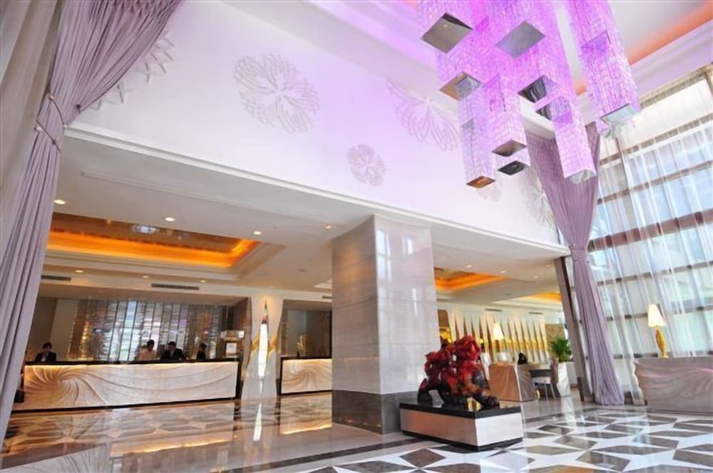 Monarch Skyline Hotel