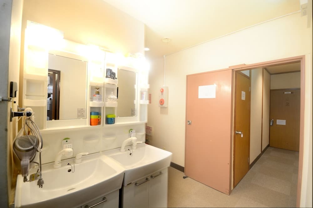 Samurai Apartment
