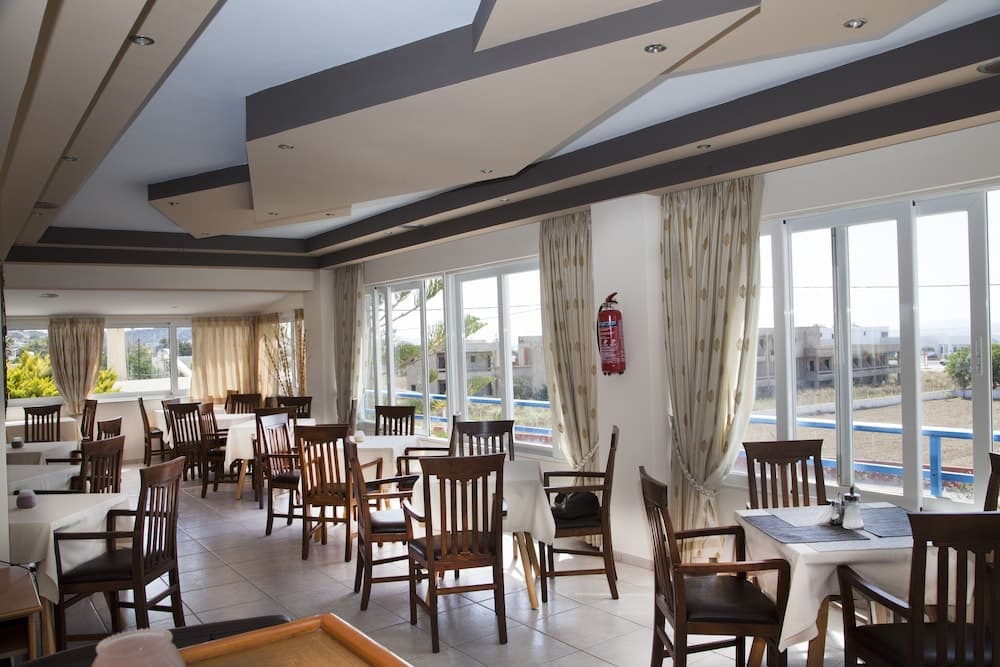 Athinoula Hotel
