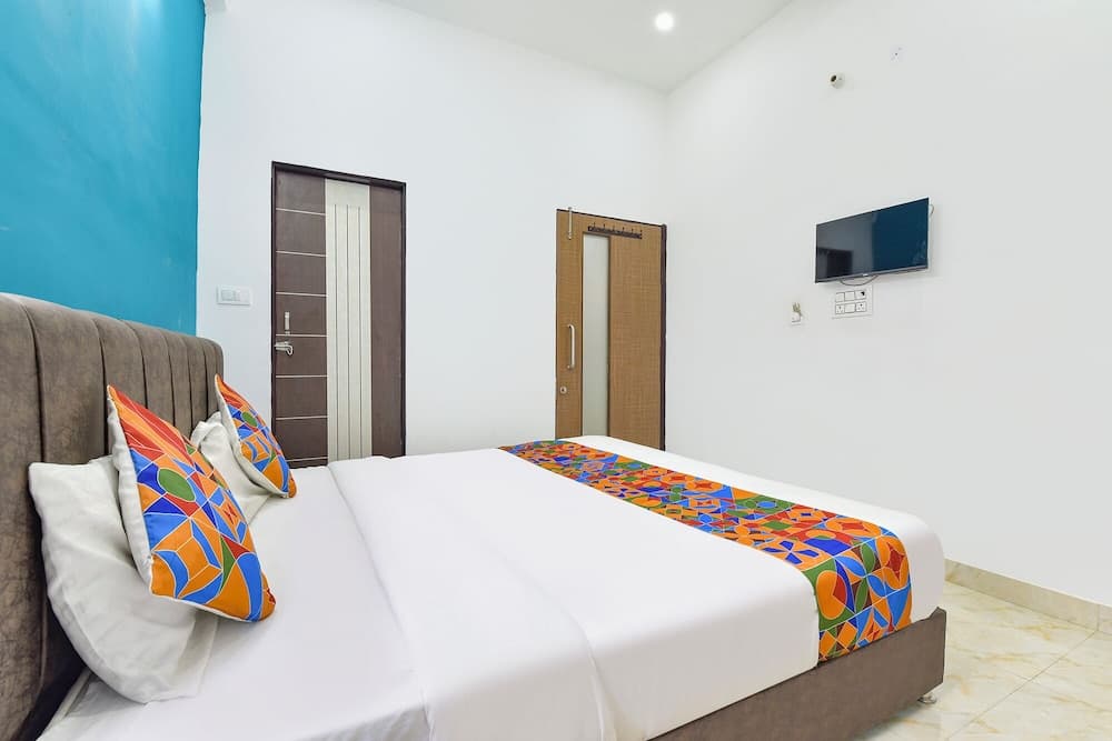 Fabhotel Avondale