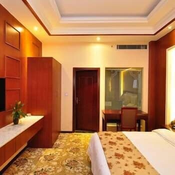 Dynasty Hotel