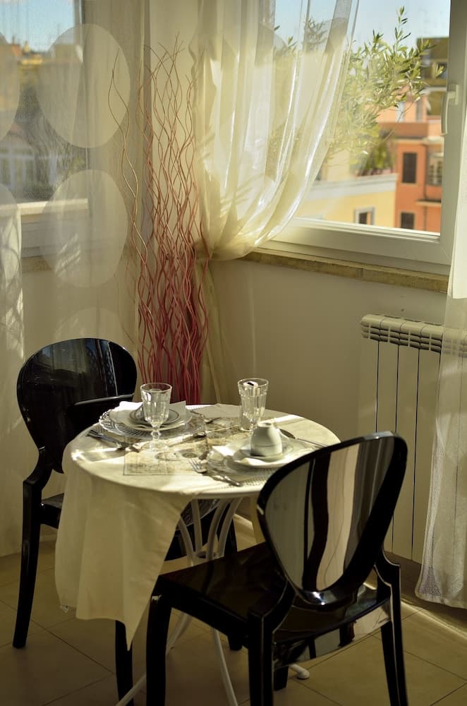 Rome & Suites