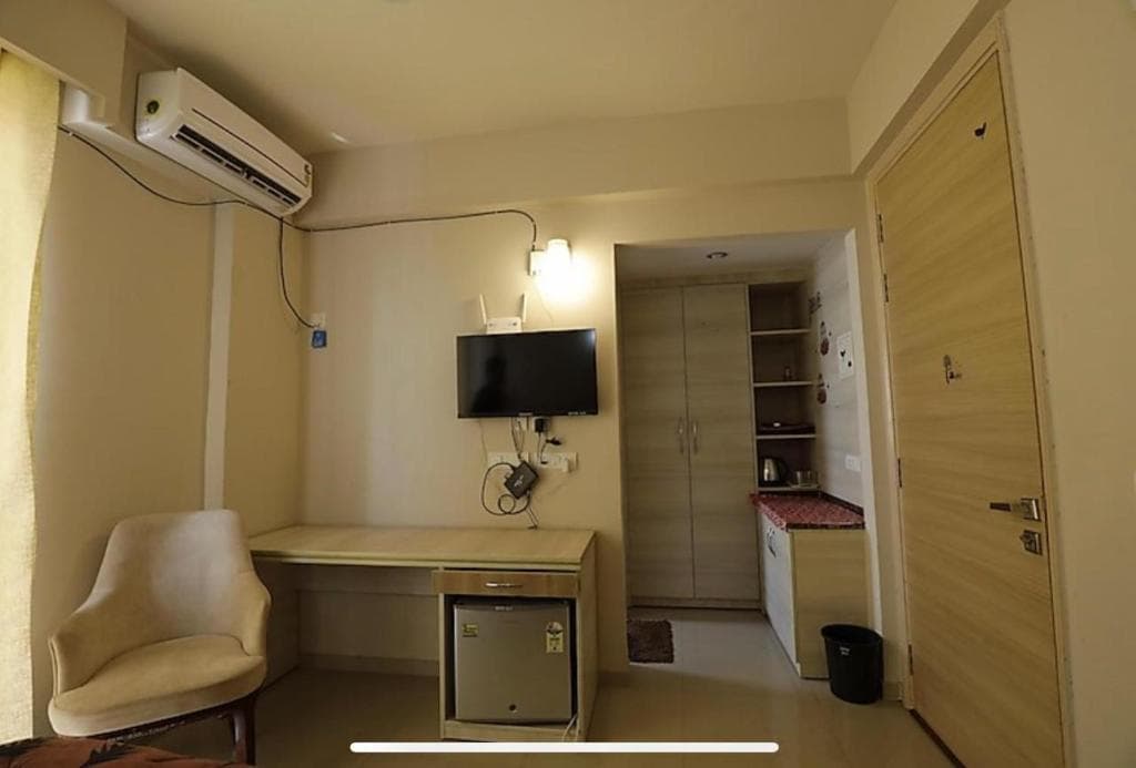 Paradise Elegance Inn