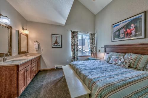 3302 Sun Meadows
