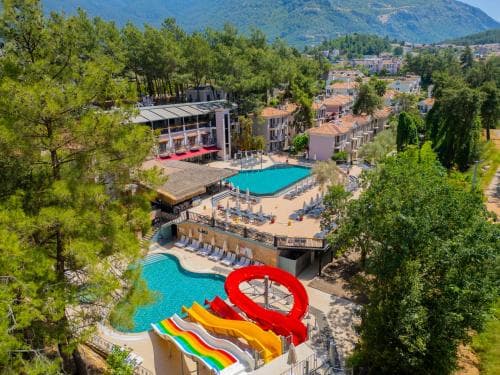 Hotel Pine Valley