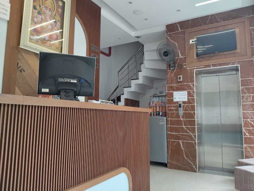 Hotel RS INN