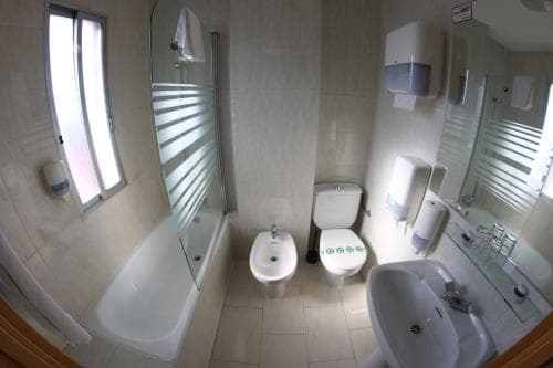 Hostal Cataluña