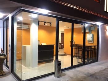 Rak Khun Hostel