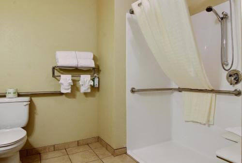 Cobblestone Inn & Suites - Carrington