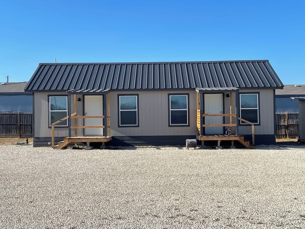 Desert Meadow Lodge