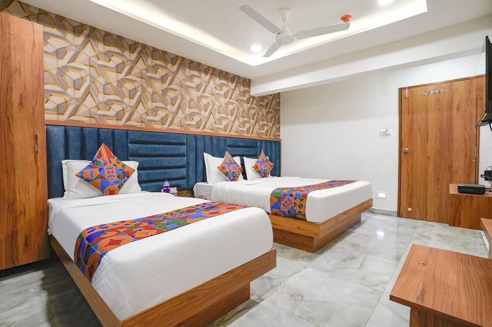 Fabhotel Nobel Inn