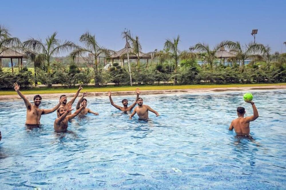 MST Farm & Resort