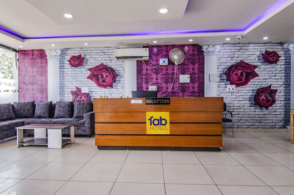 Fabhotel The Orient