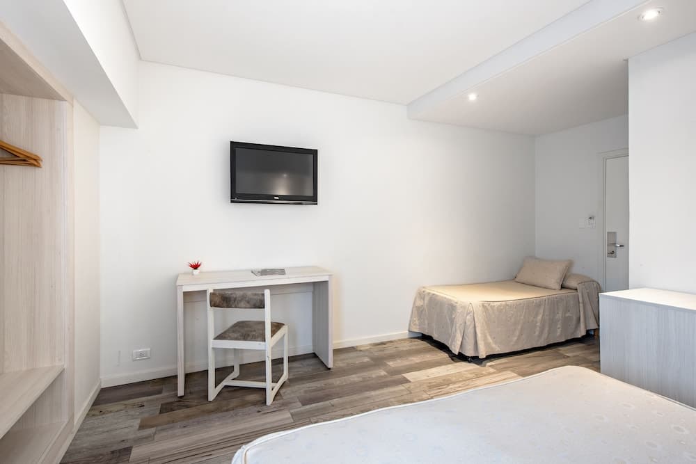 Sennac Hotel