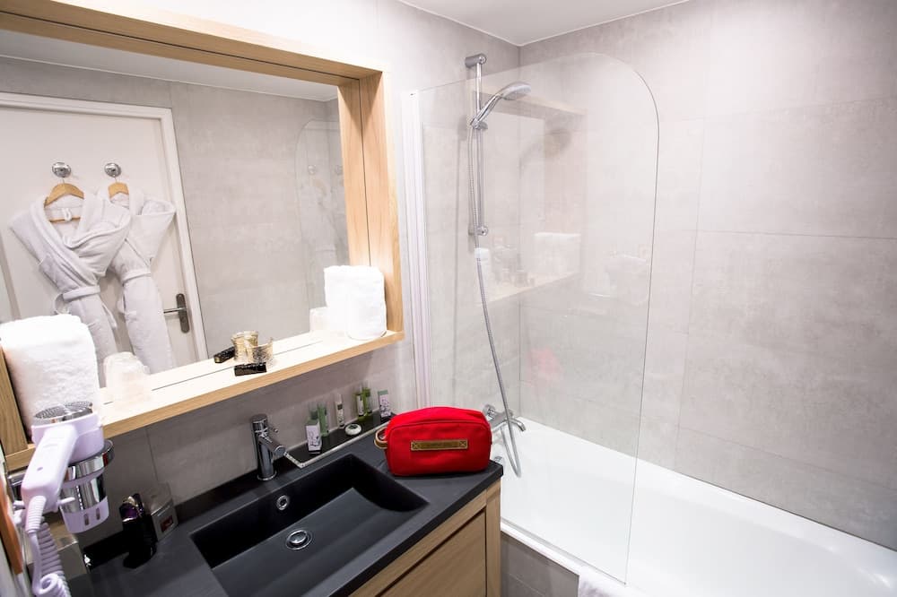 CRISTAL HOTEL & SPA