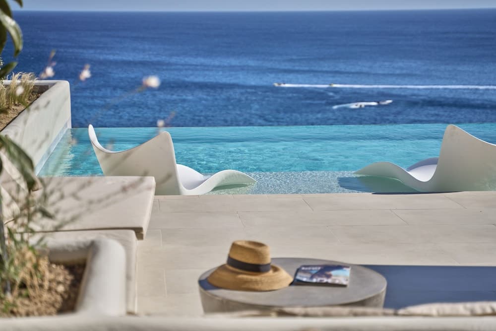 Ios Palace Hotel & Spa