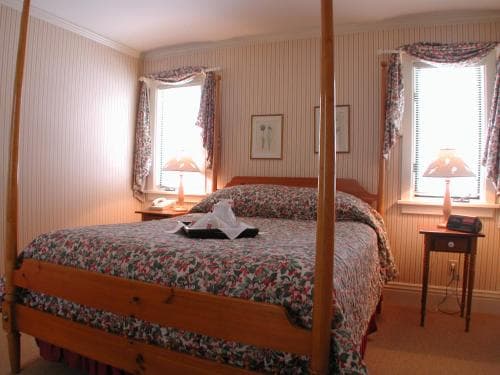 White Gull Inn